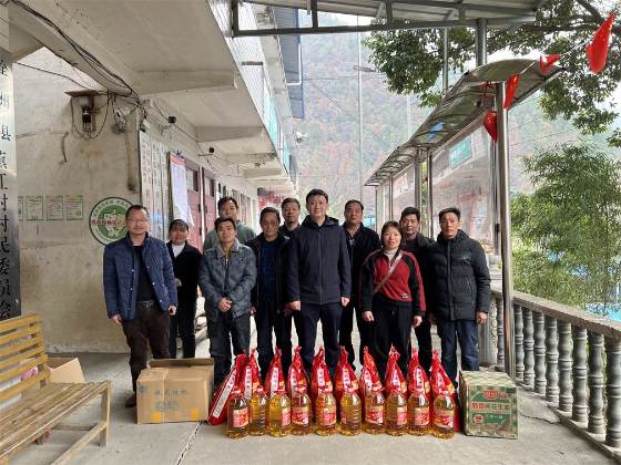 发射台1月赴蕉江村开展主题党日活动.